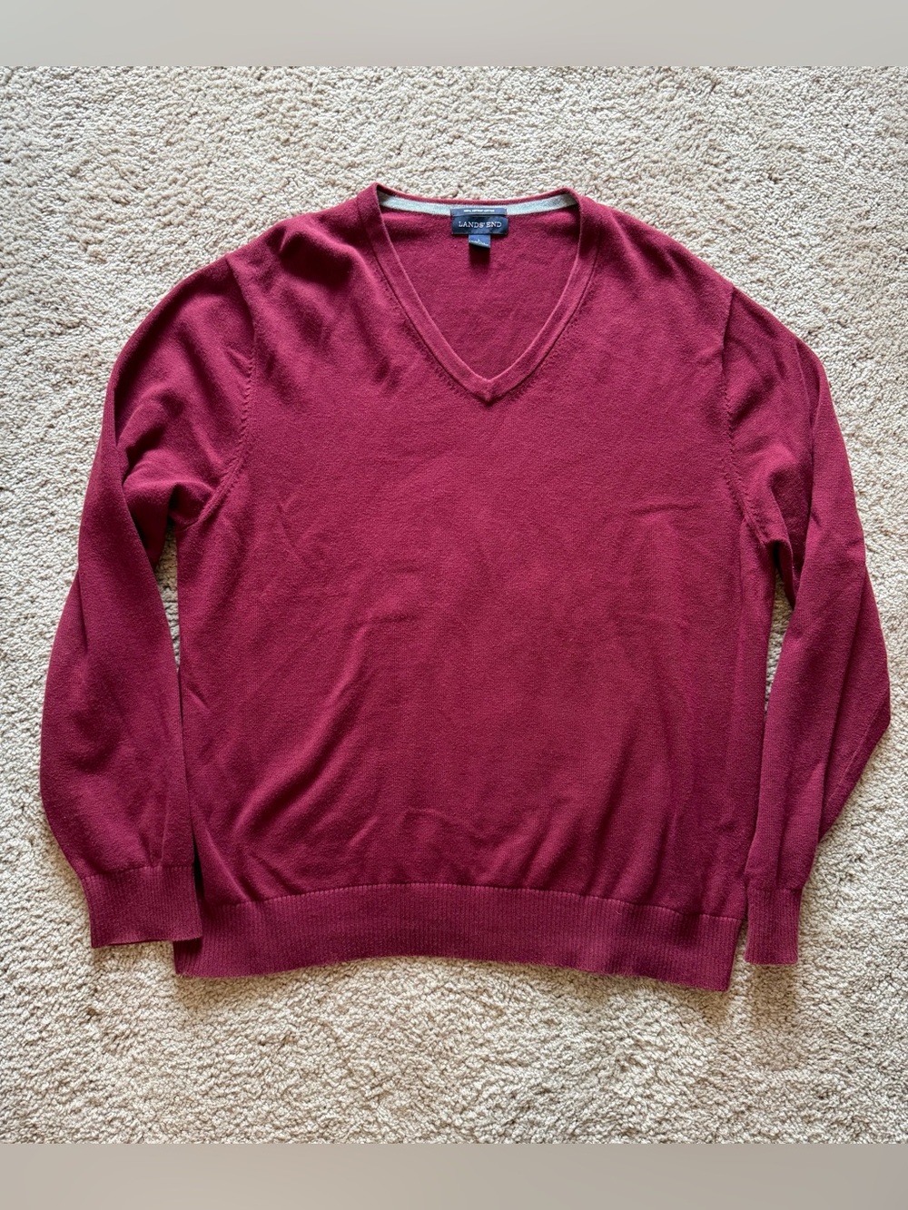 Lands’ End Men’s Burgundy V-neck Sweater 100% Cotron Large 42-44
